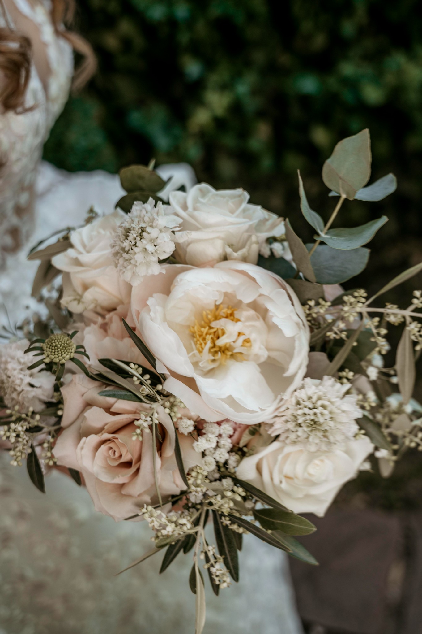 Il bouquet nei toni chiari